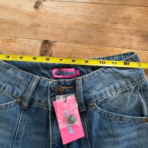 EDIKTED Charlie Seamed Low Rise Wide Leg Jeans XS - Picture 3 of 3